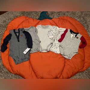Carter long sleeve bundle size 6 months